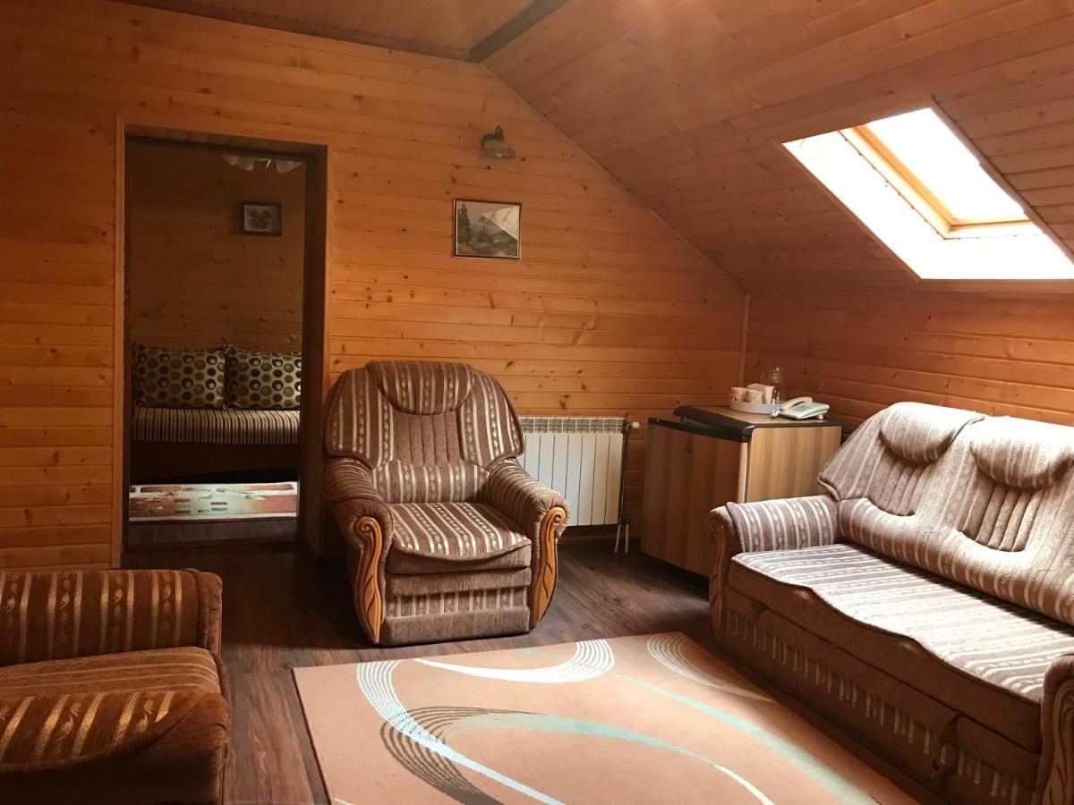 Отели типа «постель и завтрак» Elf-cottage Турья Пасека-42